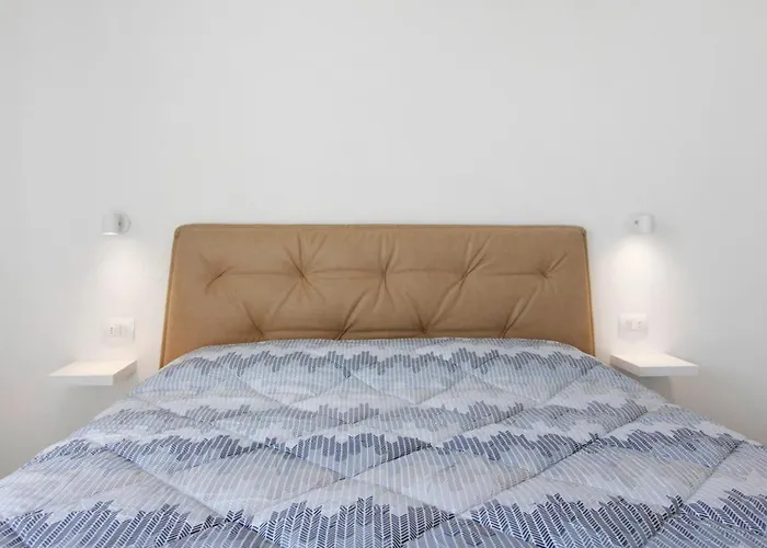 Orange Corner - Appartement Gravedona